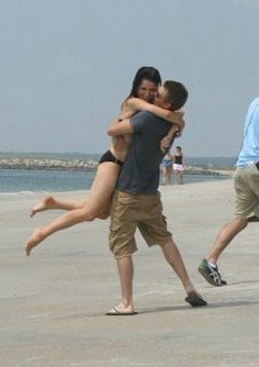 Chad alias Lucas & Sophia alias Brooke.